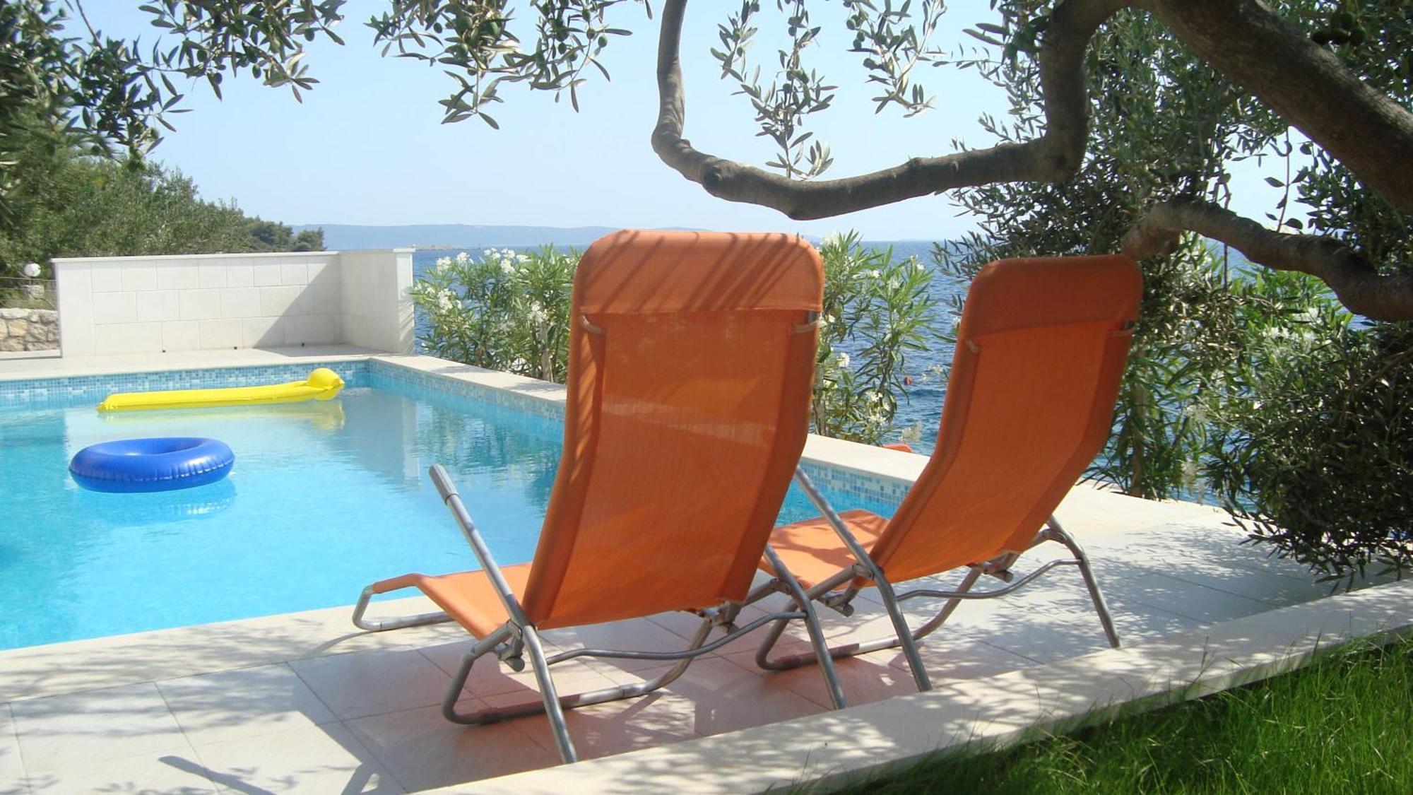Apartments Niana With Heated Seawater Swimingpool Donji Okrug  エクステリア 写真