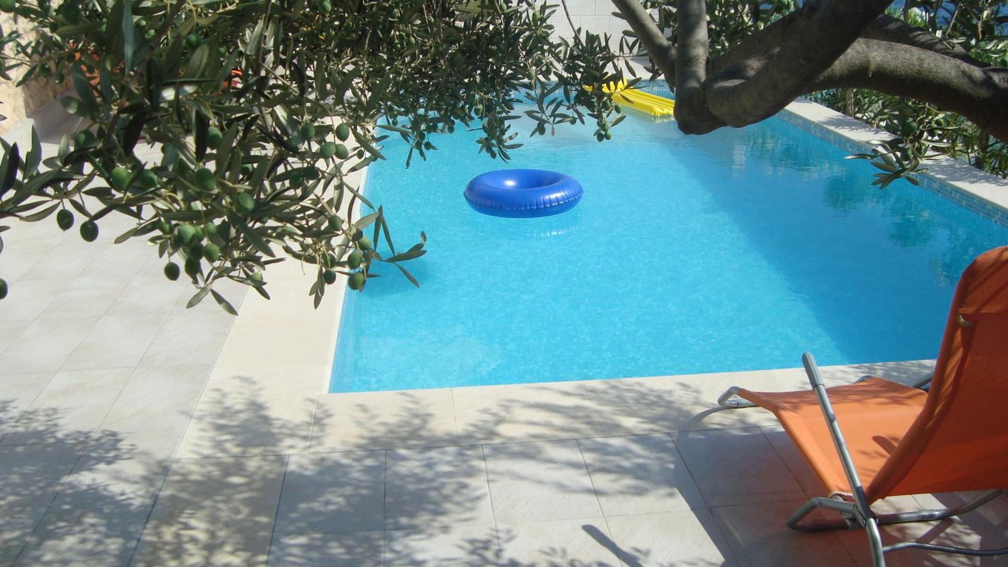 Apartments Niana With Heated Seawater Swimingpool Donji Okrug  エクステリア 写真