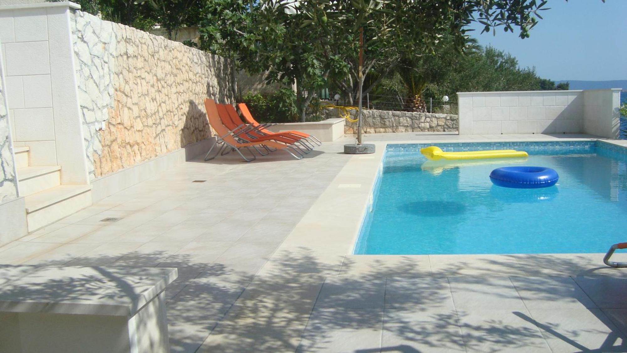 Apartments Niana With Heated Seawater Swimingpool Donji Okrug  エクステリア 写真